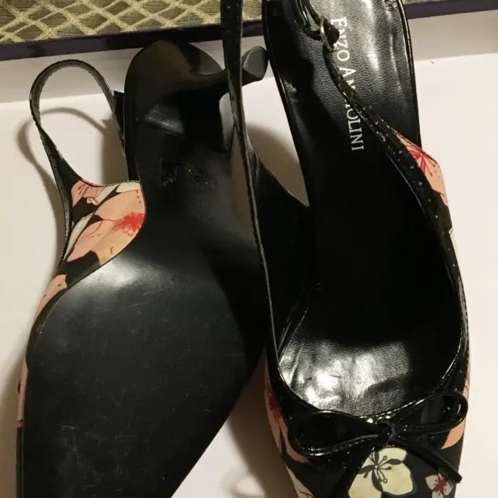 Enzo Angiolini - Black Pink Floral Print Sling Back Heels Size 9.5 - Picture 2 of 3